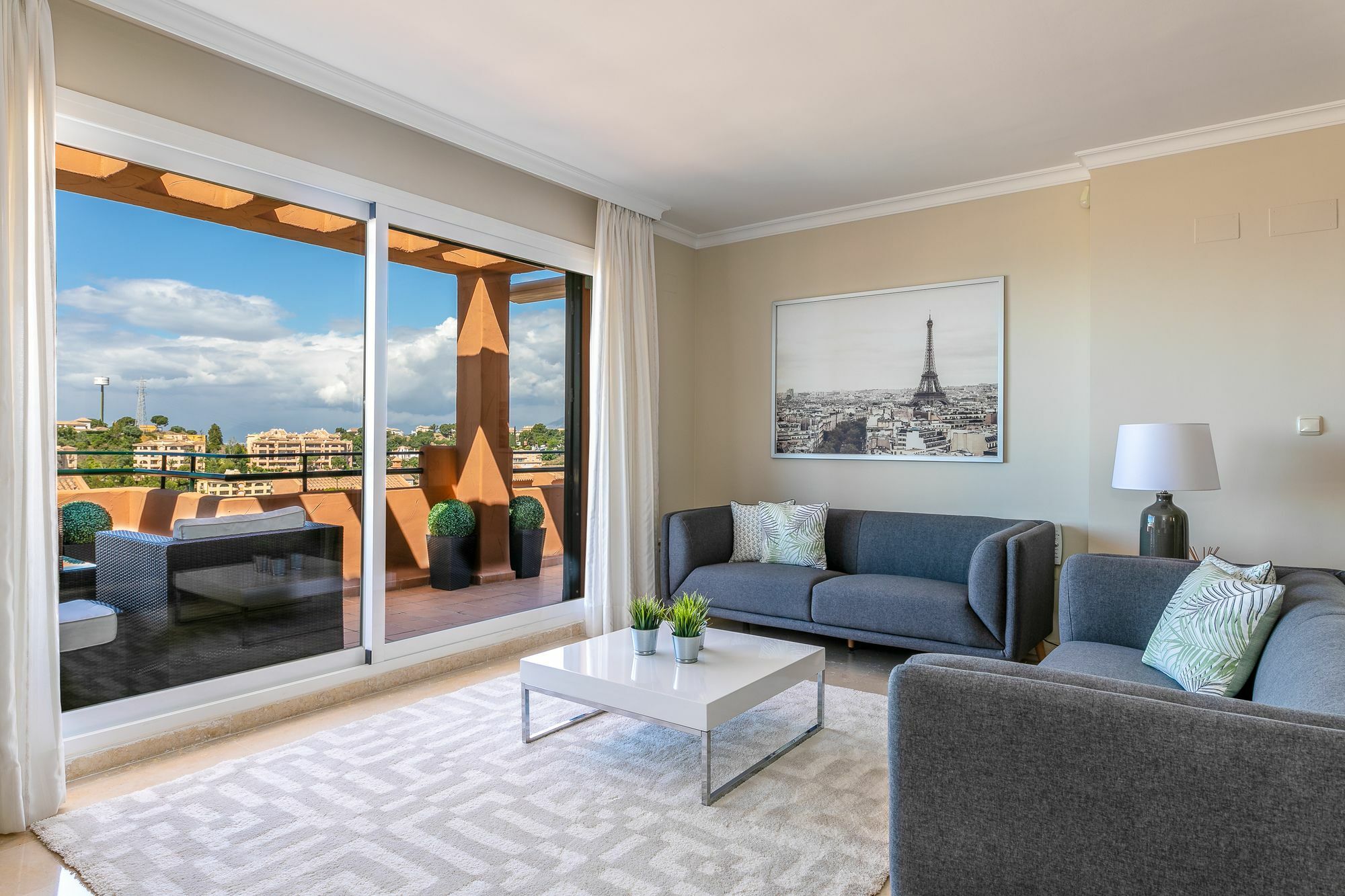 Elviria Luxury Penthouse Two Parking And Golf Apartamento *